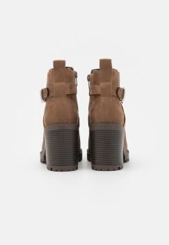 Bottines À Talons Hauts - Taupe -Boutique Fashion Soldes 2eb63bf33bc64232b4616649422421c0